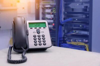 Centralitas virtuales VoIP y sistemas de telefonía IP para empresas en la nube